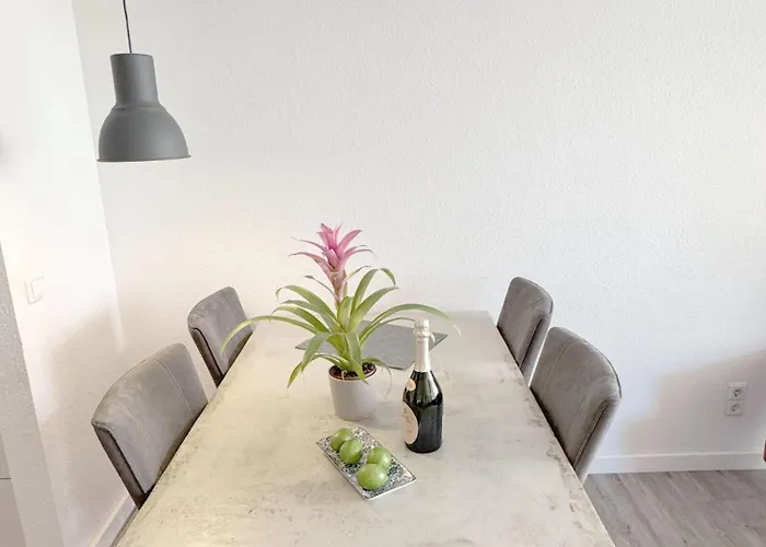 Lägenhet Haus-pole-poppenspaeler-i-whg-02